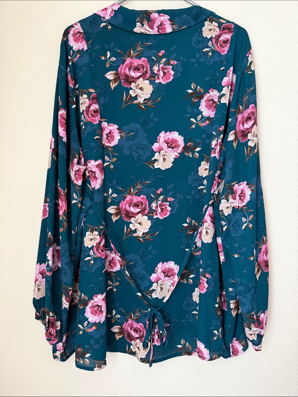 Torrid Floral Harper Blouse - Picture 6 of 7